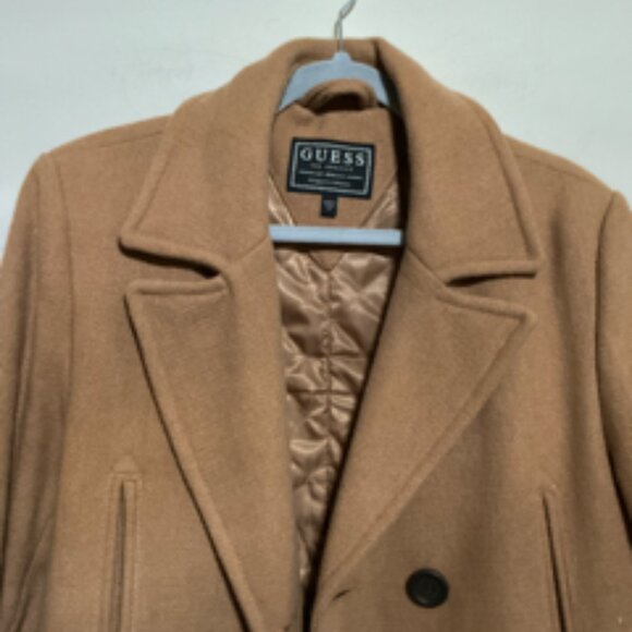 Guess - Picture 2 of 3